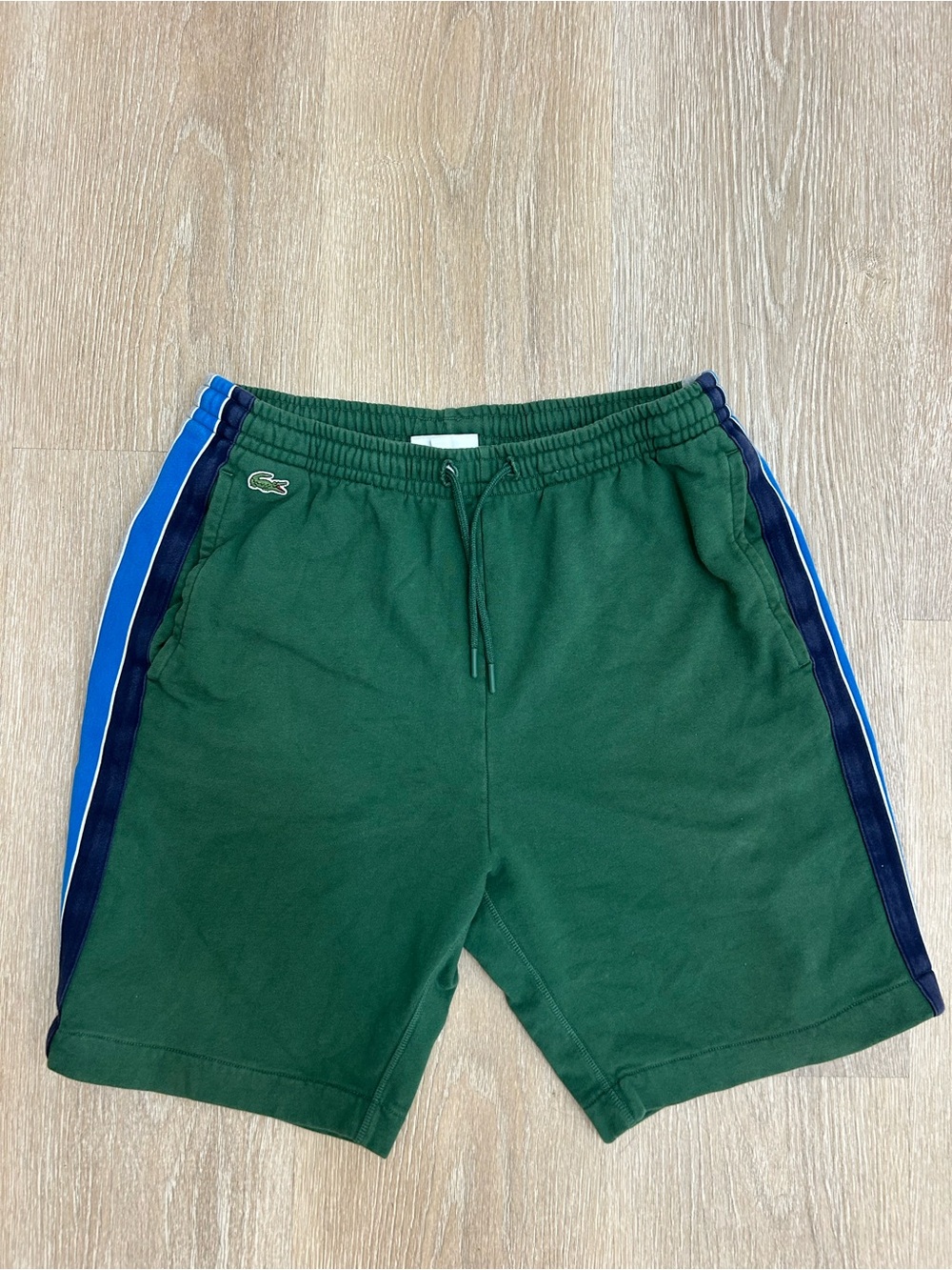 Lacoste Sport Men’s Size M Green Sweat Shorts Striped Drawstring Crocodile Logo